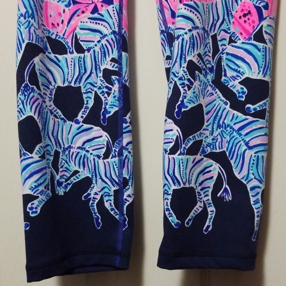 Lilly Pulitzer luxletic - Picture 2 of 5